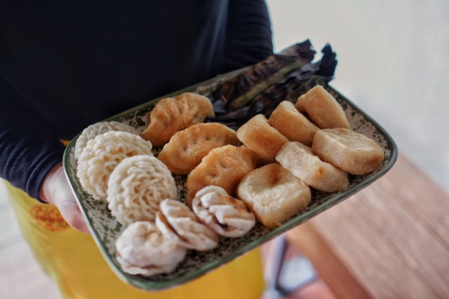 Menu di 'Pempek Selamat'