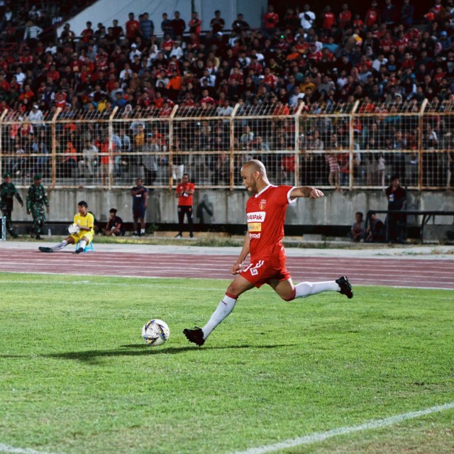 Foto: Kemenangan Badak Lampung FC vs Madura United dengan Skor 3-0 (67151)