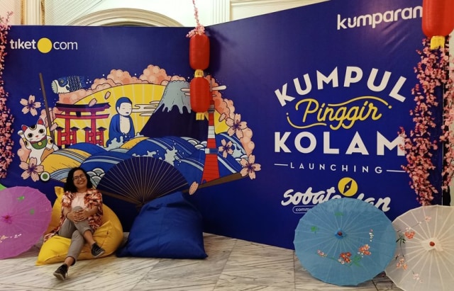 kumpul pinggir kolam sobat jalan.jpg