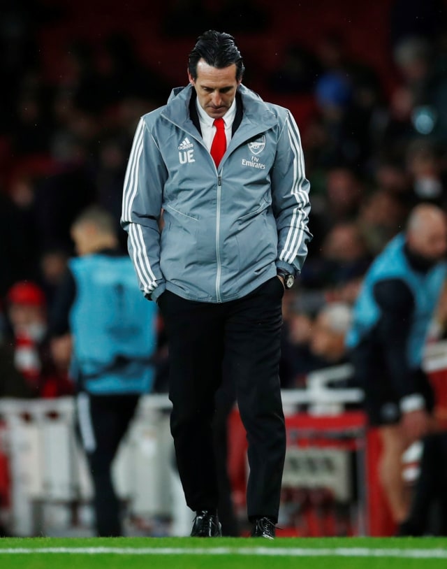 Muka muram durja Unai Emery saat masih melatih Arsenal. Foto: Reuters/Eddie Keogh