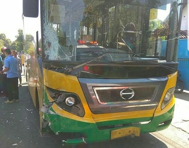 Ilustrasi bus Trans Jogja terlibat kecelakaan. foto: Dok Tugu Jogja