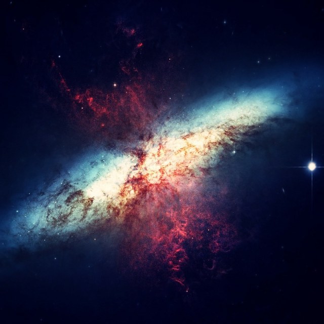 Ilustrasi black hole di luar angkasa. Foto: WikiImages via Pixabay