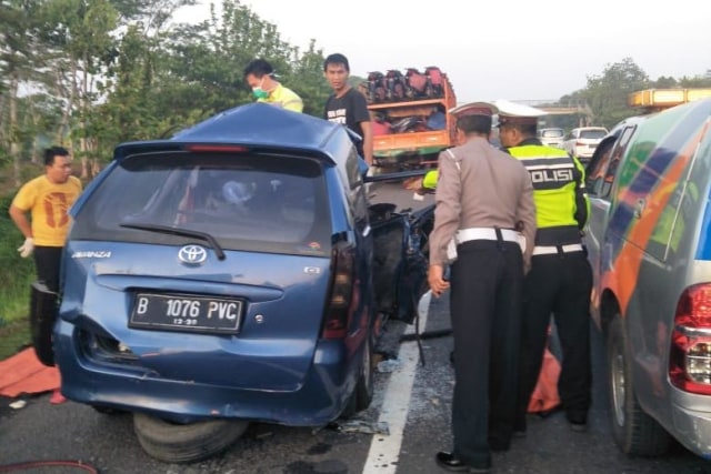 Identitas 6 Korban Tewas Truk vs Avanza di Tol Cipali, 2 Anak-anak (326425)