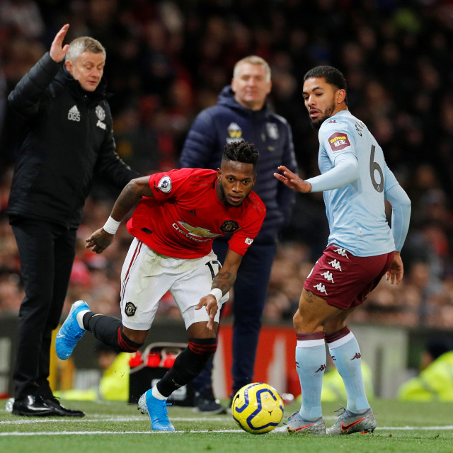 Fred di laga Man United vs Aston Villa, Senin (2/12/2019). Foto: REUTERS/Phil Noble