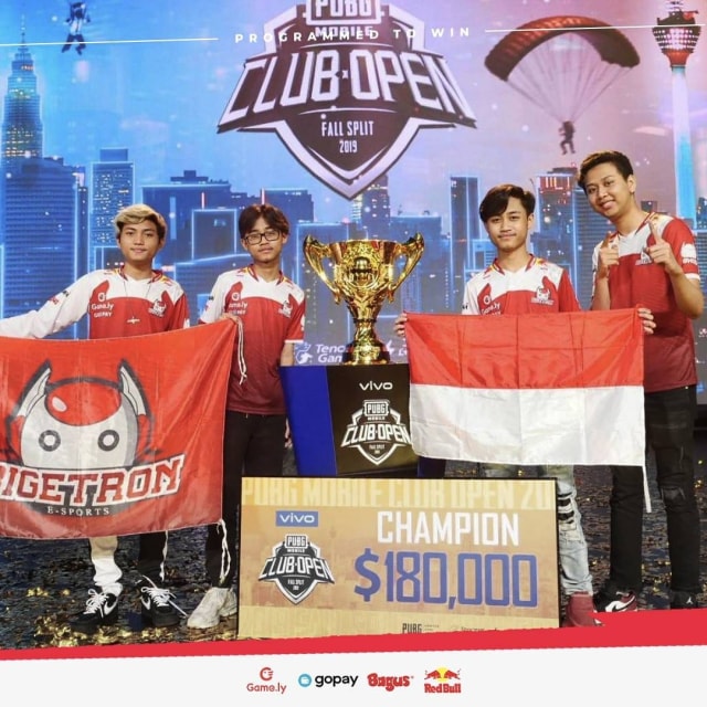 Tim eSports Bigetron RA berhasil menjadi juara di PMCO Fall Split Global Final 2019. Foto: bigetronesports/Instagram