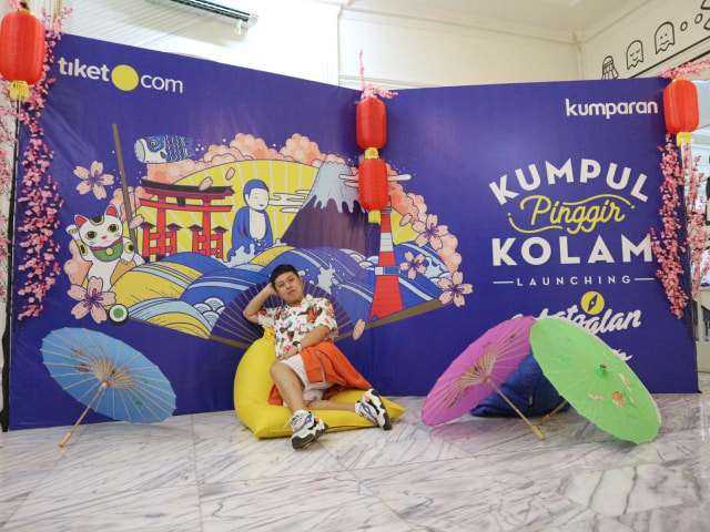 Pose Manjah di Booth Photo KPK Sobat Jalan Tiket.com
