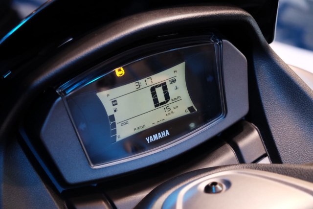 Komparasi: All-New Yamaha NMax 155 vs All-New Honda PCX 150 (138522)