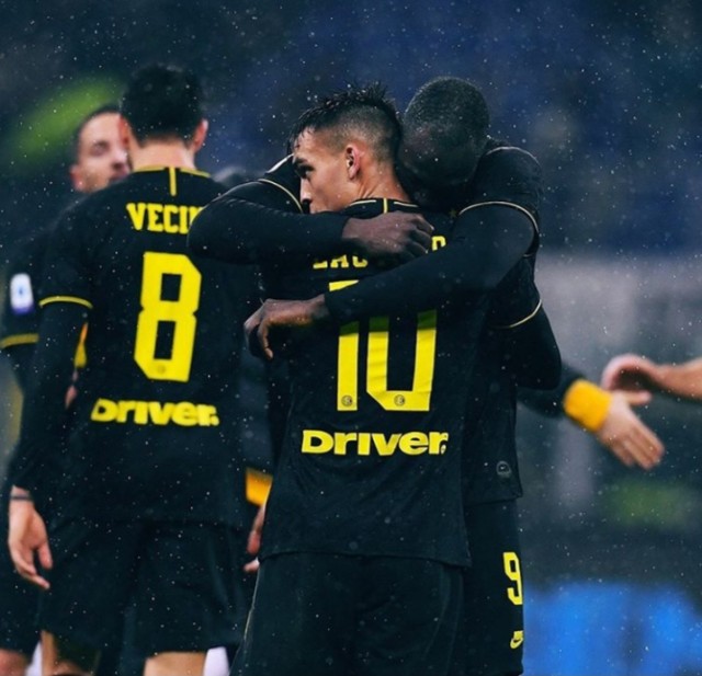 Martinez dan Lukaku selebrasi gol. Foto: Instagram/@inter