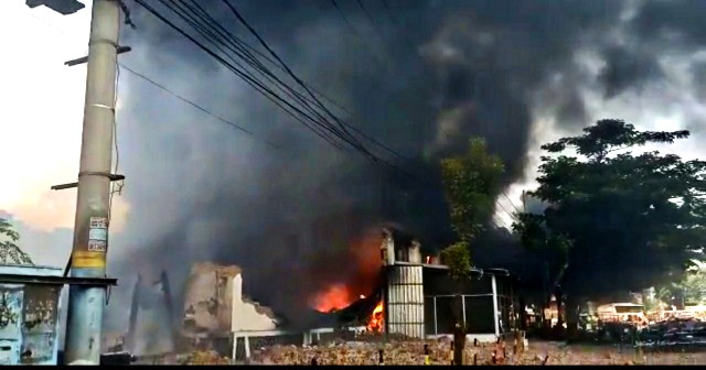 Gudang Kasur di Pasuruan Terbakar, Kerugian Capai Rp900 juta