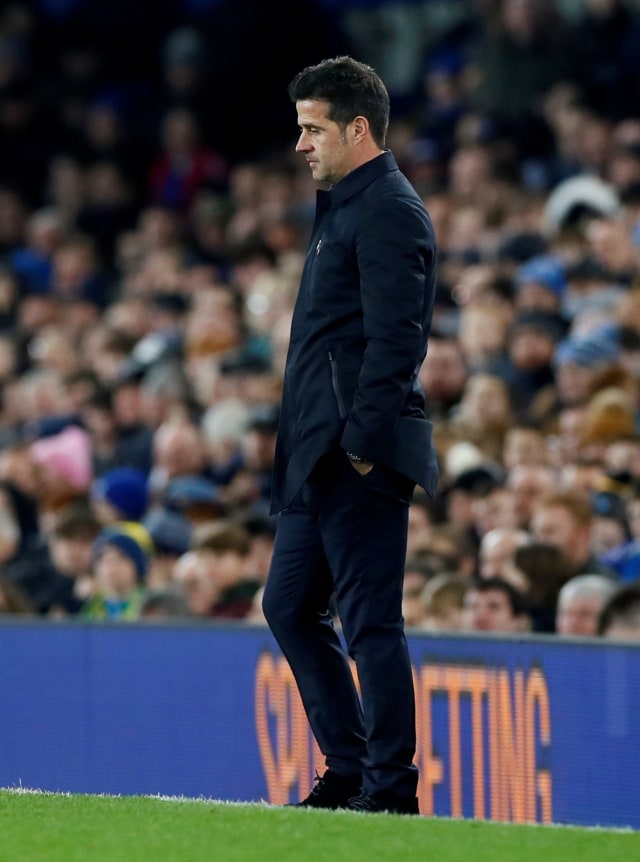 Marco Silva saat memimpin Everton di Derbi Merseyside. Foto: Reuters/Jason Cairnduff