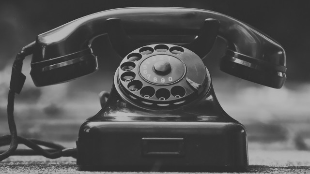 Ilustrasi telepon