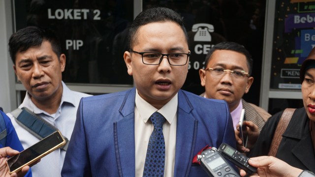 Roy Suryo Diperiksa Lagi Sebagai Pelapor soal Meme Stupa Mirip Jokowi