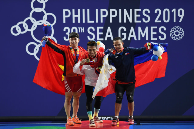 Lifter Indonesia Deni, Medali Emas