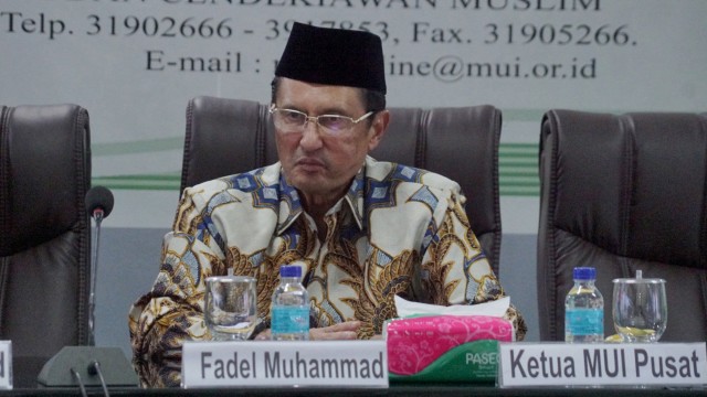 Wakil Ketua MPR Fadel Muhammad saat silaturahmi ke pimpinan MUI, Selasa (3/12).
 Foto: Helmi Afandi/kumparan