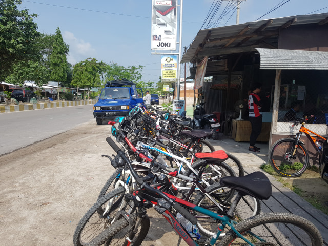 Gojeng Pangkalan Bun, Hobi dan Jalin Ukhwah Diantara Kayuhan Sepeda