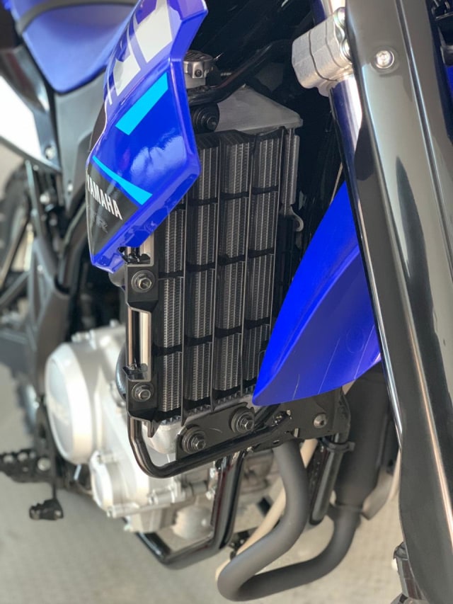 Posisi radiator pada Yamaha WR 155R