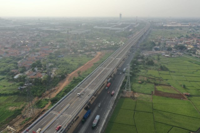 Foto: Tol Layang Jakarta - Cikampek Siap Beroperasi Jelang Natal ...