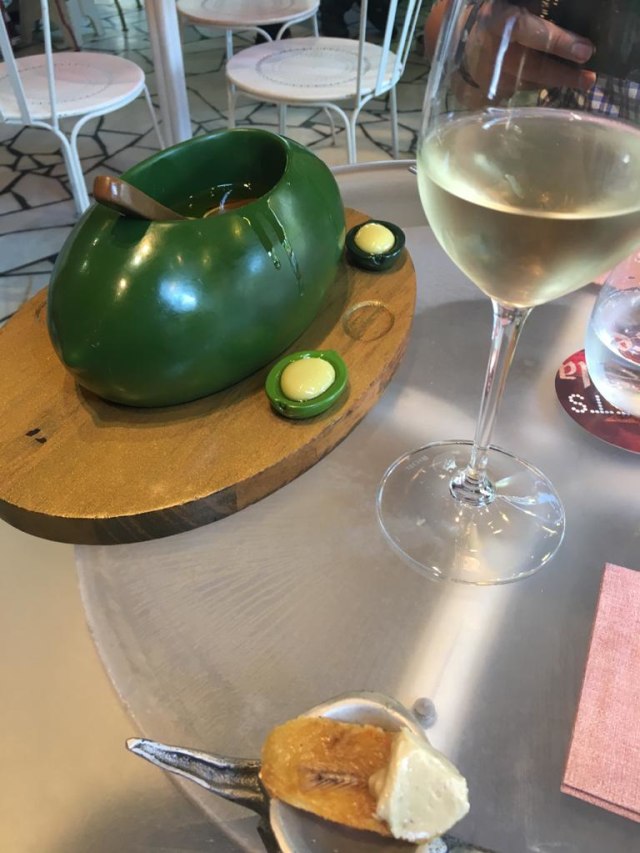 spherical olive.jpeg