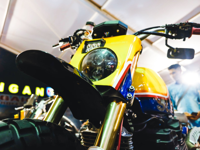 Suzuki GSX750 Police Scrambler