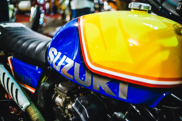 Suzui GSX750 Police Scrambler