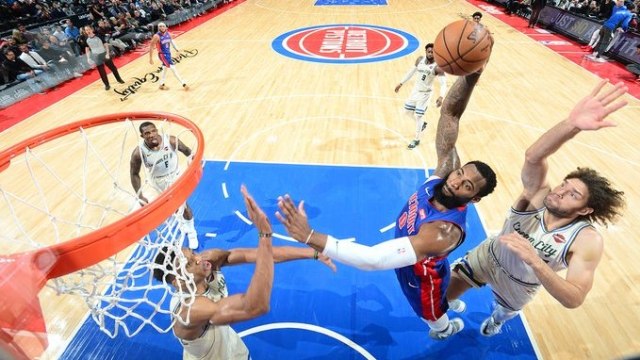 Bucks vs Pistons