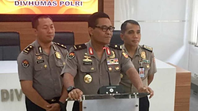 Polri Gandeng Denpom Jaya Selidiki Asal Granat yang Meledak di Monas (334325)