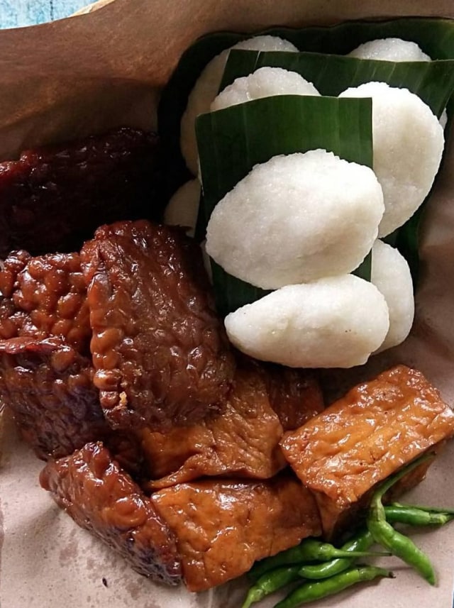 Jadah tempe, kuliner khas Kaliurang, Yogyakarta. Foto: Istimewa.