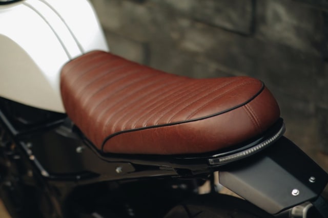 Inspirasi Modifikasi Yamaha R25 Jadi Brat Cafe yang Bisa Boncengan (132123)