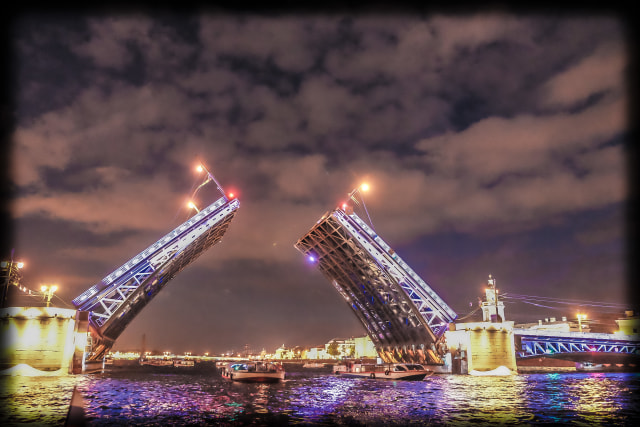 Daniel Enchev:bridges of saint petersburg.jpg