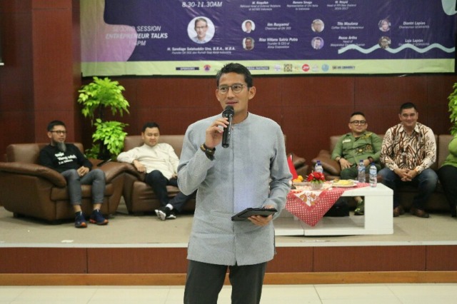 Sandiaga Uno Saat Seminar Entrepreneur Talks & Scholarship Expo di Kampus FISIP UIN, Ciputat, Tangerang (6/12)