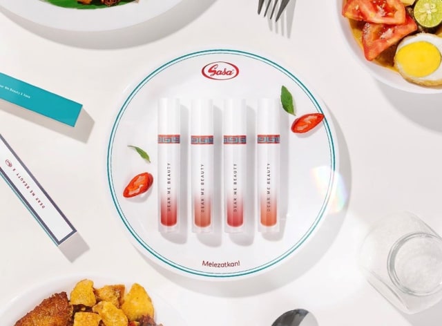Dear Me X Sasa Hadirkan Rangkaian Makeup Limited Edition, Generasi Micin Wajib Coba!