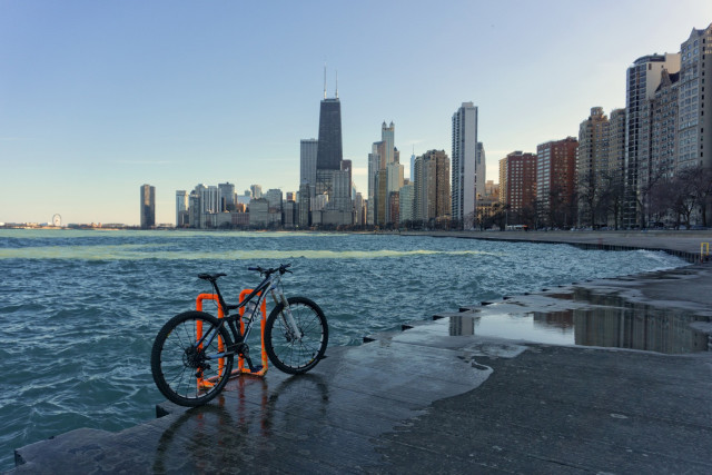 Ilustrasi salah satu jalur sepeda Chicago. (Foto: https://www.architecture.org)