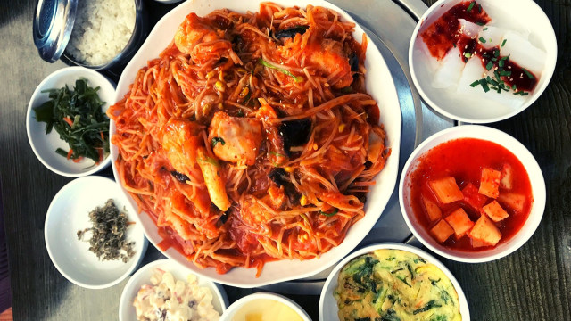 Street food Korea Selatan Foto: Adhie Ichsan/ kumparan