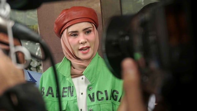 Angel Lelga Mengaku Dapat Ancaman Usai Minta Cerai dari Vicky Prasetyo (279926)