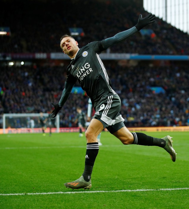 Jamie Vardy mencetak 2 gol lawan Aston Villa, samai rekor Ruud Van Nistelrooy