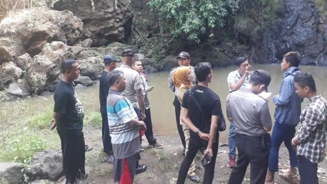 Lokasi remaja yang tewas usai tenggelam di Curug Gondoriyo, Semarang. Foto: Dok. Polsek Ngaliyang