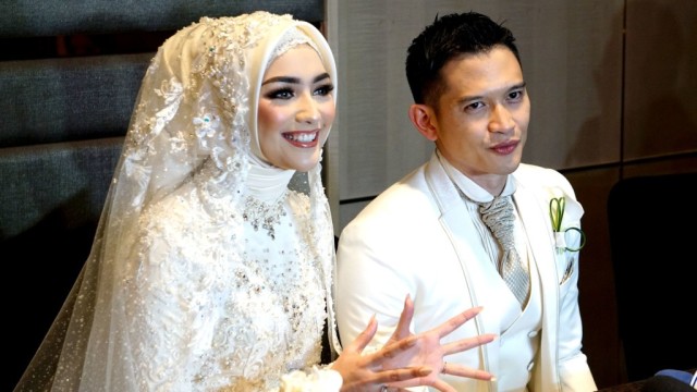 Konferensi pers pernikahan Rezky Aditya dan Citra Kirana di Hotel Intercontinental, Jakarta, Minggu (8/12). Foto: Nugroho Sejati/kumparan