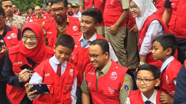 Peluncuran Bus Antikorupsi