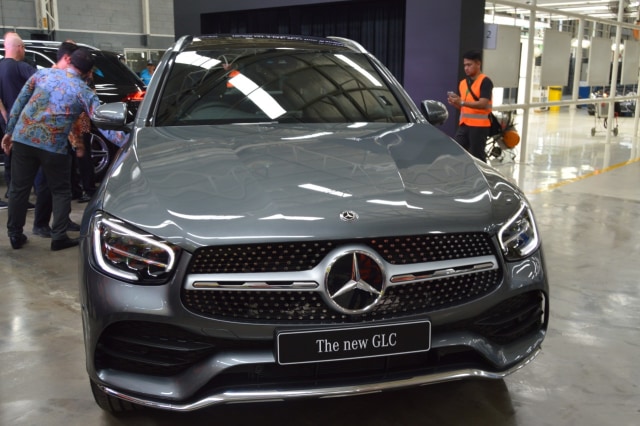 Mercedes Benz GLC Tumbangkan Dominasi C-Class di Indonesia (627174)