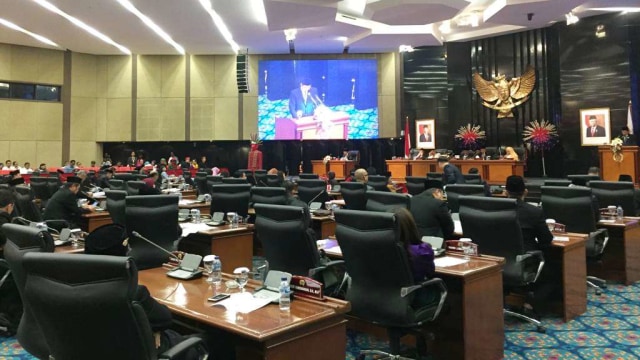 Rapat Paripurna DPRD DKI Jakarta dalam rangka penetapan APBD tahun 2020, Rabu (11/12). Foto: Andesta Herli Wijaya/kumparan