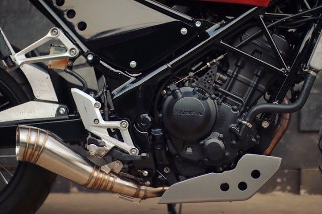Motor kustom Honda CBR250RR