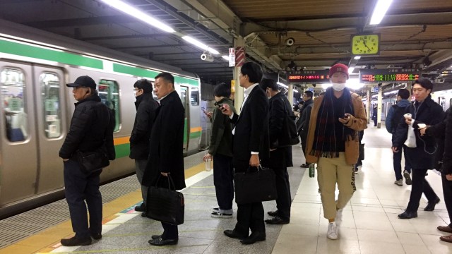 Suasana stasiun kereta api di Jepang. Foto: Moh Fajri/kumparan
