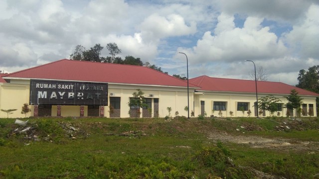 Rumah sakit pratama maybrat selesai dibangun tapi tanah ulayat belum dibayar, foto : Steve