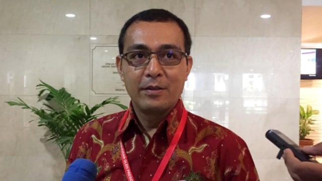 Calon hakim MK Umbu Rauta di Kementerian Sekretariat Negara, Jakarta Pusat, Kamis (12/12).
 Foto: Abyan Faisal/kumparan