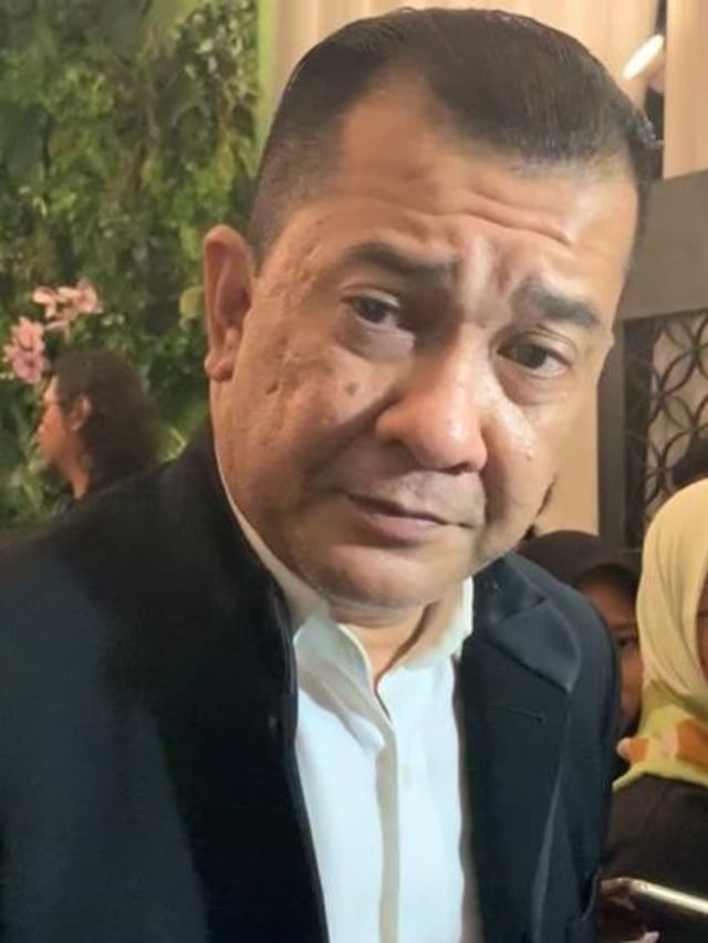 PTR, kakak Cut Tari, Teuku Muhammad Gadaffi