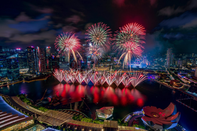 Ilustrasi tahun baru di Marina Bay Foto: Shutterstock
