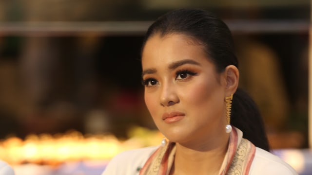 Marcella Zalianty Beri Bantuan Kepada 250 Pekerja Film Lewat PARFI Peduli (90706)