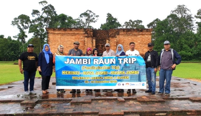 Famtrip perdana Asita Jambi mengunjungi destinasi-destinasi wisata di Provinsi Jambi. Foto: Bahara Jati