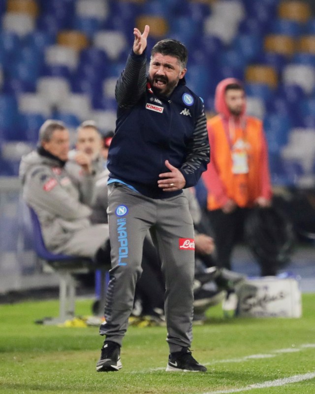 Gattuso di laga debutnya bagi Napoli. Foto: REUTERS/Ciro De Luca