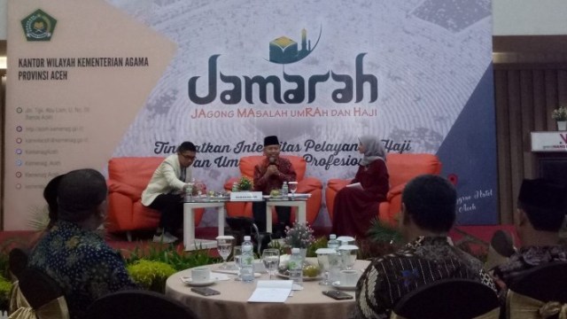 Prof. Dr. Nizar saat memberi materinya. Dok. Humas Kanwil Kemenag Aceh